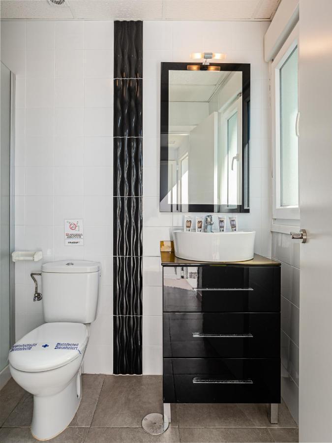 Apartamentos Turisticos La Boutique Del Mar Conil De La Frontera Exteriör bild